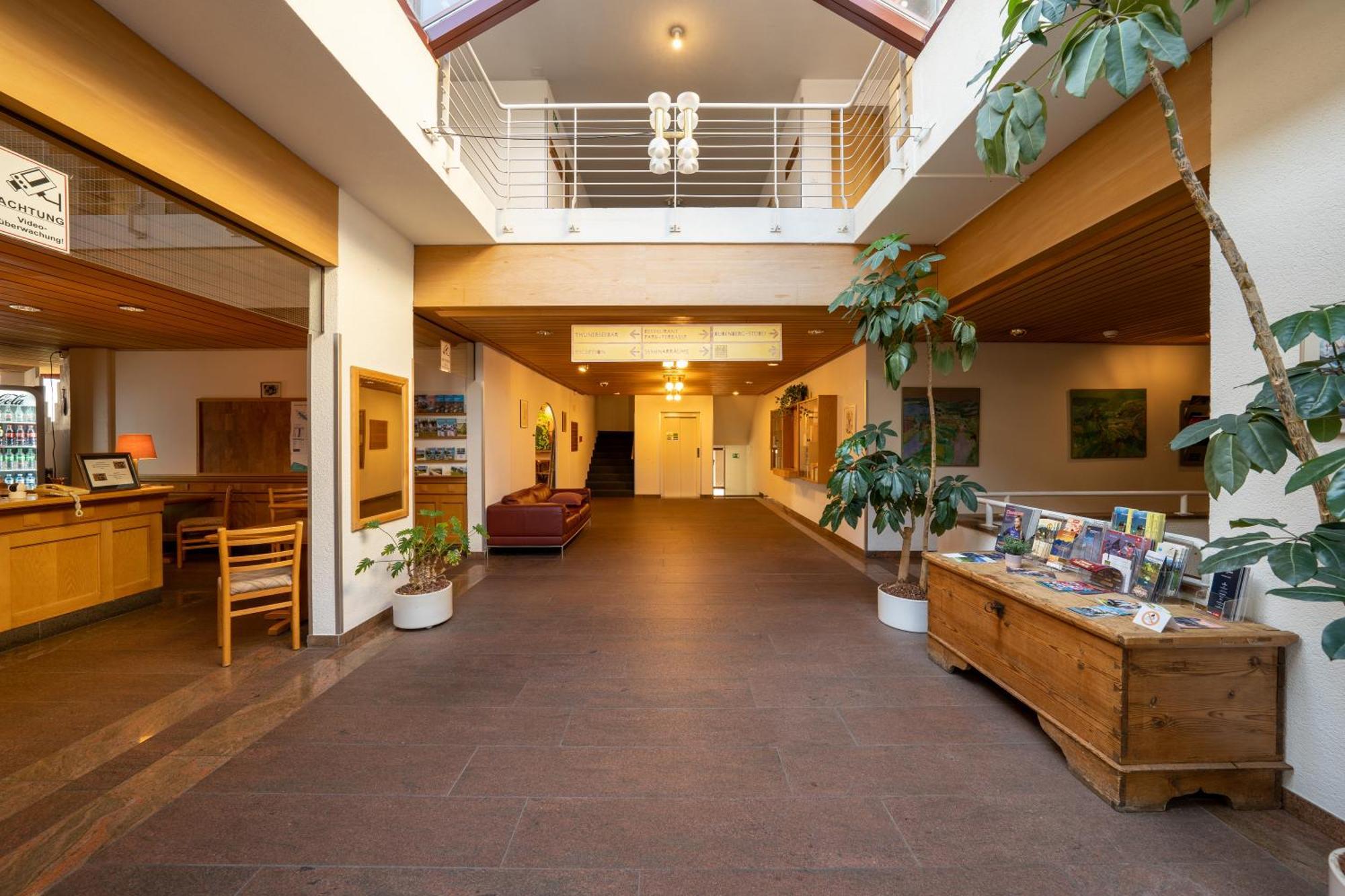 Hotel Aeschipark Aeschi Bei Spiez Exterior photo