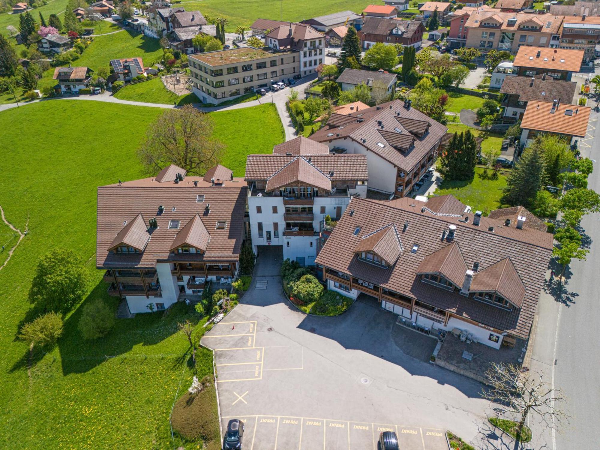 Hotel Aeschipark Aeschi Bei Spiez Exterior photo