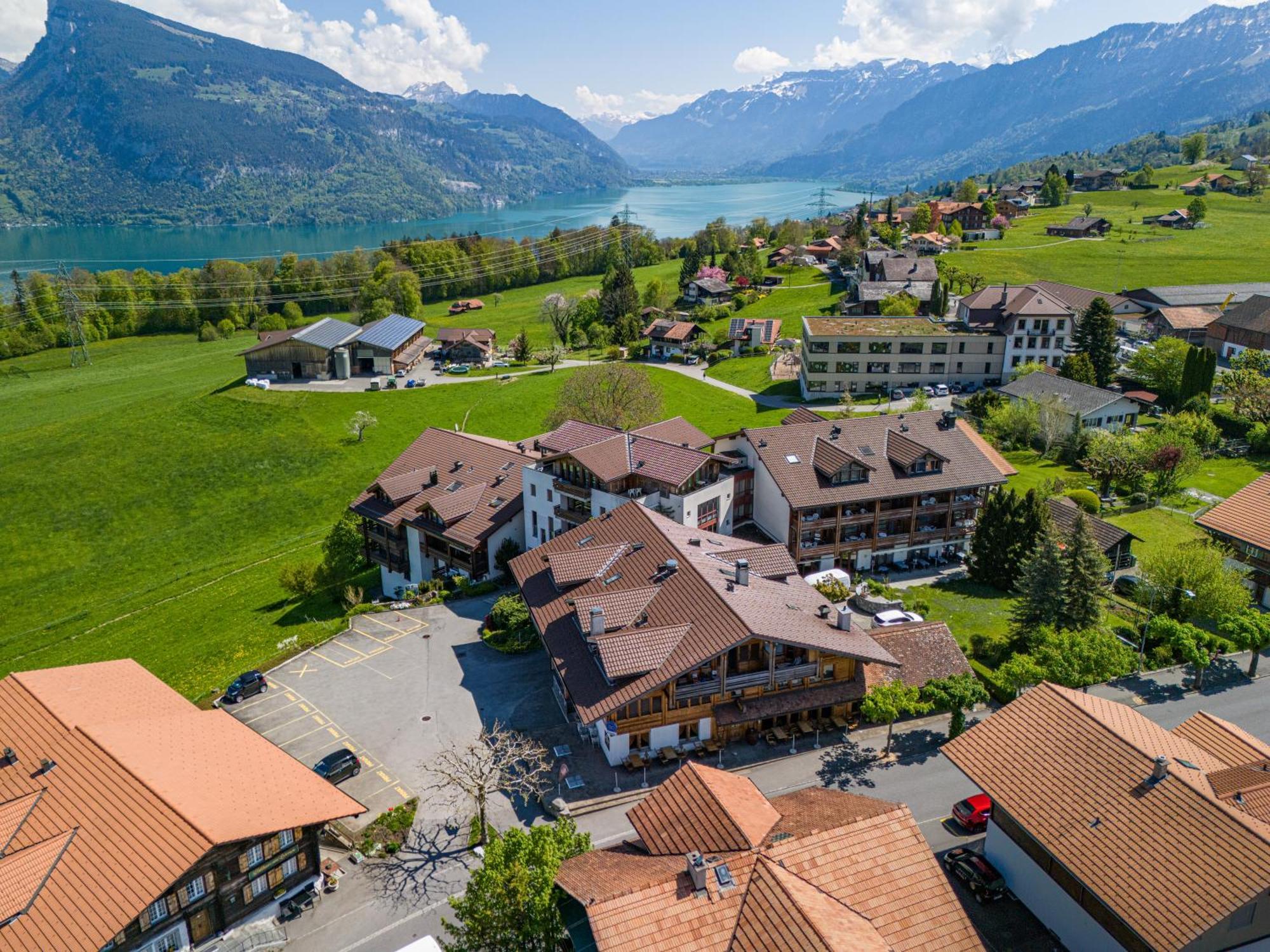 Hotel Aeschipark Aeschi Bei Spiez Exterior photo